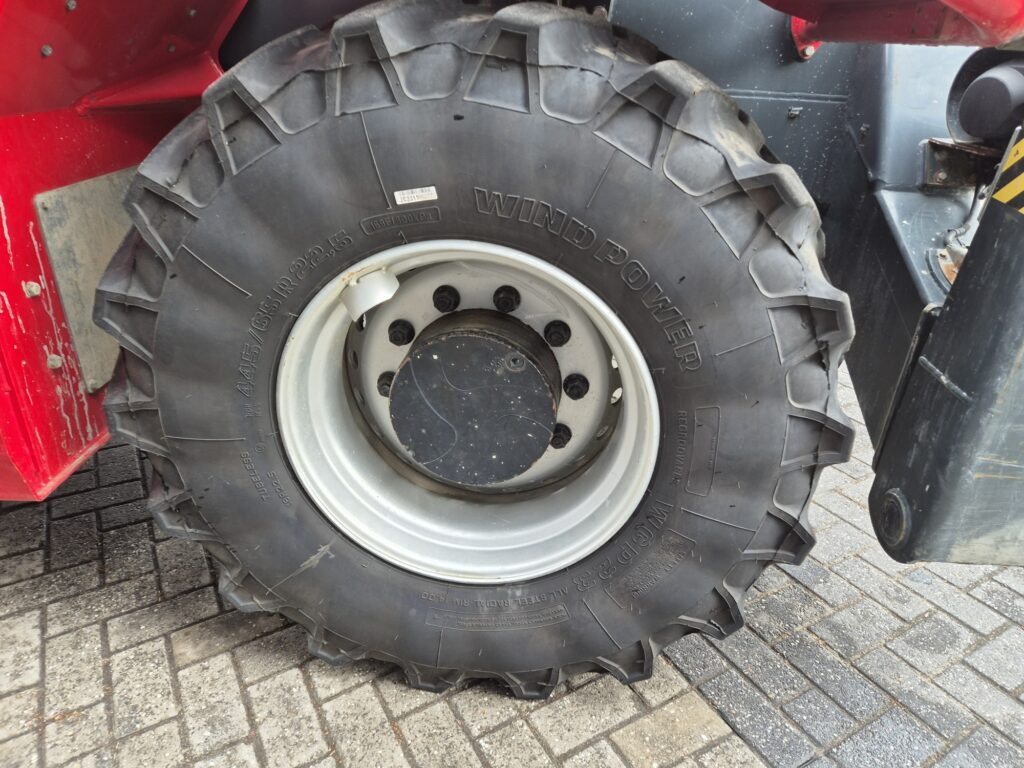 Teleskopiskais iekrāvējs MAGNI RTH 5.23: foto 8