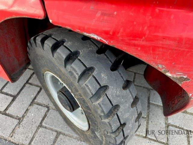 MANITOU MI25D - Dīzeļiekrāvējs: foto 5 MANITOU MI25D - Dīzeļiekrāvējs: foto 5