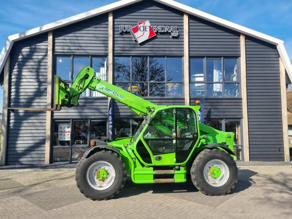 MERLO P55.9 CS telescopic - Teleskopiskais iekrāvējs: foto 1 MERLO P55.9 CS telescopic - Teleskopiskais iekrāvējs: foto 1