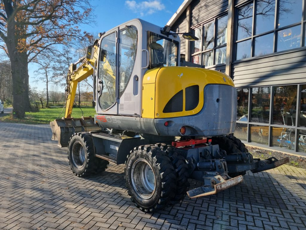 NEUSON 9503 - Riteņu ekskavators: foto 3 NEUSON 9503 - Riteņu ekskavators: foto 3
