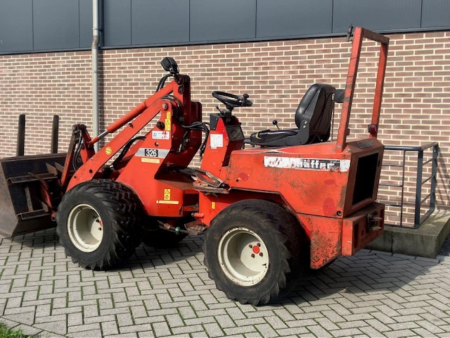 SCHÄFFER 326 miniloader - Mini iekrāvējs: foto 4 SCHÄFFER 326 miniloader - Mini iekrāvējs: foto 4