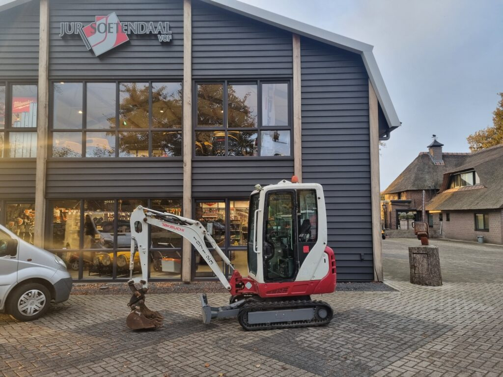 TAKEUCHI TB216 minidigger - Mini-ekskavators: foto 1 TAKEUCHI TB216 minidigger - Mini-ekskavators: foto 1