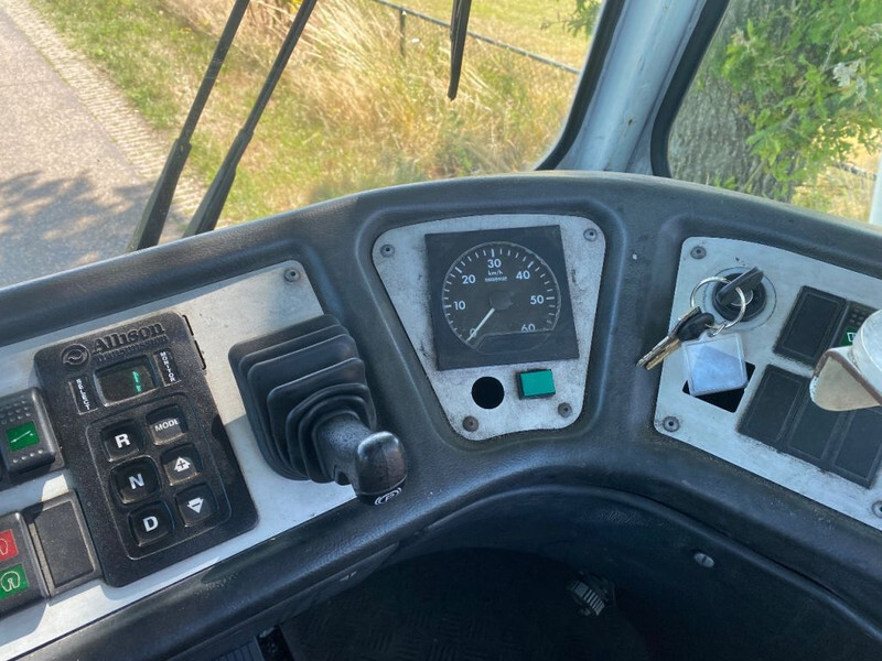 Terberg YT 182 TERMINAL TRUCK | AIRCO | 23826 HOURS | - Termināļa traktors: foto 4 Terberg YT 182 TERMINAL TRUCK | AIRCO | 23826 HOURS | - Termināļa traktors: foto 4