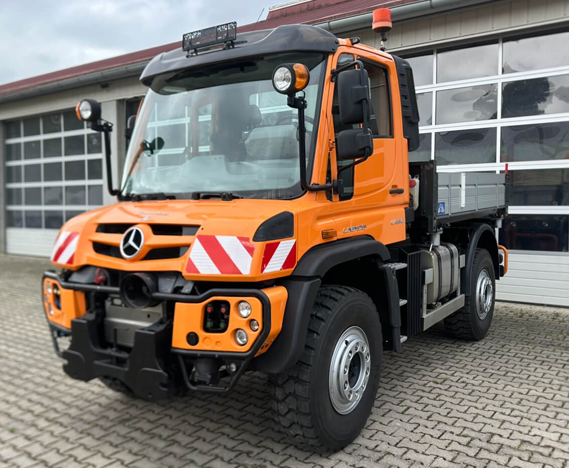 Unimog 530 - U530 405 44301 Mercedes Benz 405 - Komunālā/ Specializētā tehnika: foto 1 Unimog 530 - U530 405 44301 Mercedes Benz 405 - Komunālā/ Specializētā tehnika: foto 1