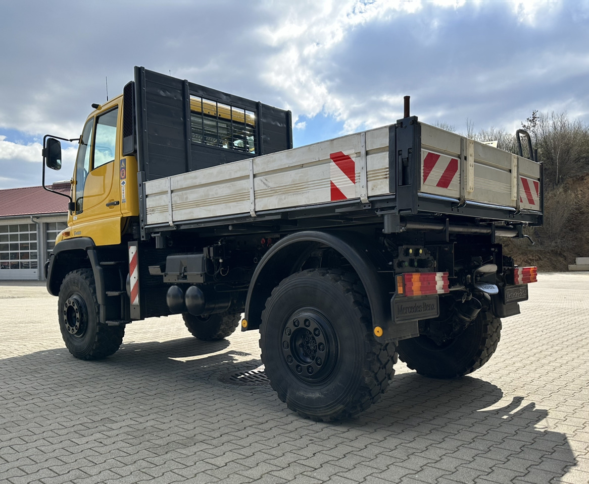 Unimog 400L - U400L 405 07997 Mercedes Benz 405 - Kravas automašīna pašizgāzējs: foto 5 Unimog 400L - U400L 405 07997 Mercedes Benz 405 - Kravas automašīna pašizgāzējs: foto 5