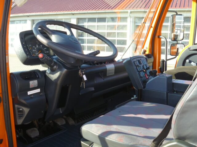 Unimog 500 - U500 405 02579 Mercedes Benz 405 - Kravas automašīna pašizgāzējs: foto 5 Unimog 500 - U500 405 02579 Mercedes Benz 405 - Kravas automašīna pašizgāzējs: foto 5