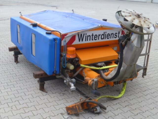 Unimog Salzstreuer Gmeiner STA2500TC FS - Sāls un smilts kaisītājs: foto 1 Unimog Salzstreuer Gmeiner STA2500TC FS - Sāls un smilts kaisītājs: foto 1