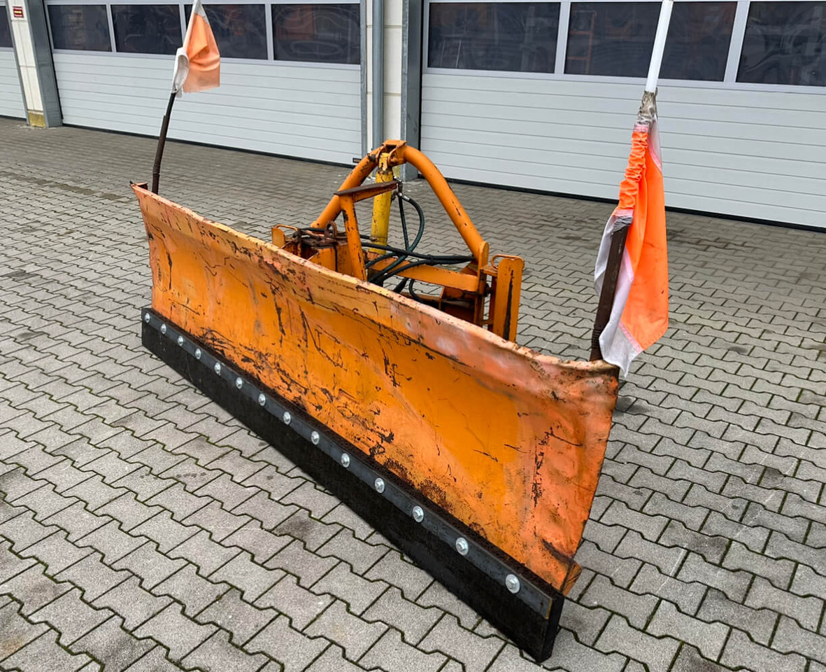 Unimog Schneepflug - Schneeschild Schmidt Landw. - Sniega arkls: foto 1 Unimog Schneepflug - Schneeschild Schmidt Landw. - Sniega arkls: foto 1