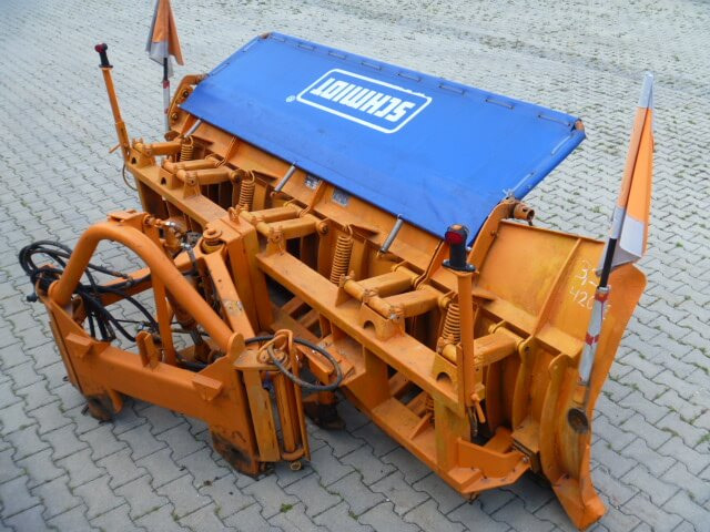Unimog Schneepflug - Schneeschild Schmidt MF 3.3 - Sniega arkls: foto 4 Unimog Schneepflug - Schneeschild Schmidt MF 3.3 - Sniega arkls: foto 4