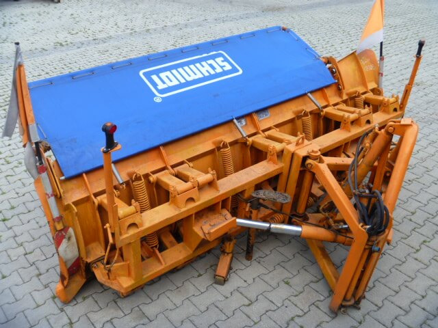 Unimog Schneepflug - Schneeschild Schmidt MF 3.3 - Sniega arkls: foto 3 Unimog Schneepflug - Schneeschild Schmidt MF 3.3 - Sniega arkls: foto 3
