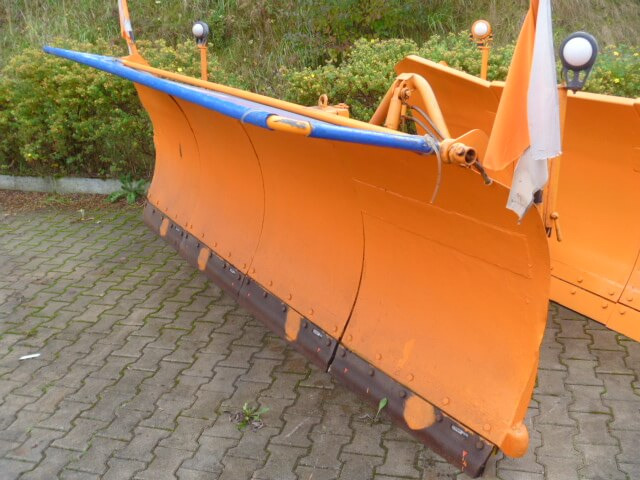 Unimog Schneepflug - Schneeschild Schmidt MF5.3 - Sniega arkls: foto 1 Unimog Schneepflug - Schneeschild Schmidt MF5.3 - Sniega arkls: foto 1