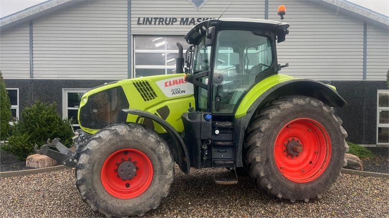 Claas Axion 830 Med frontlift - Traktors: foto 1 Claas Axion 830 Med frontlift - Traktors: foto 1