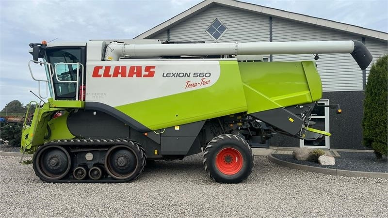 Claas LEXION 560 Med ny bælter og 4wd - Labības kombains: foto 5 Claas LEXION 560 Med ny bælter og 4wd - Labības kombains: foto 5