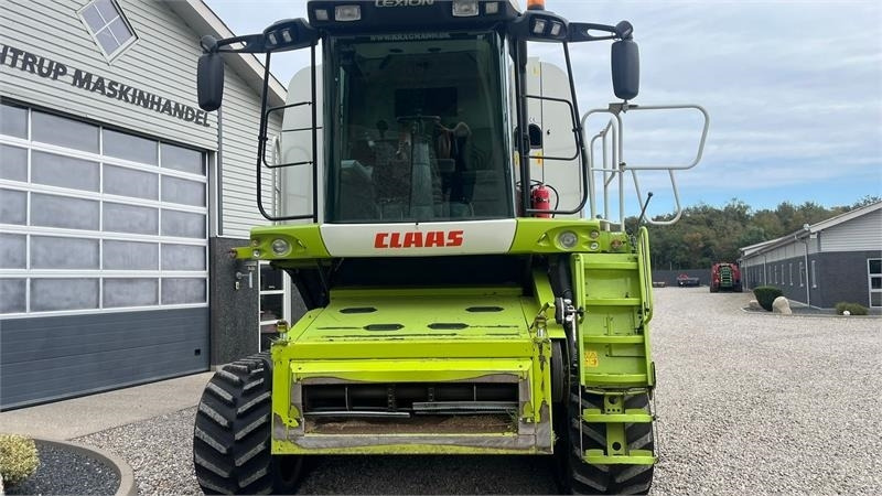 Claas LEXION 560 Med ny bælter og 4wd - Labības kombains: foto 4 Claas LEXION 560 Med ny bælter og 4wd - Labības kombains: foto 4