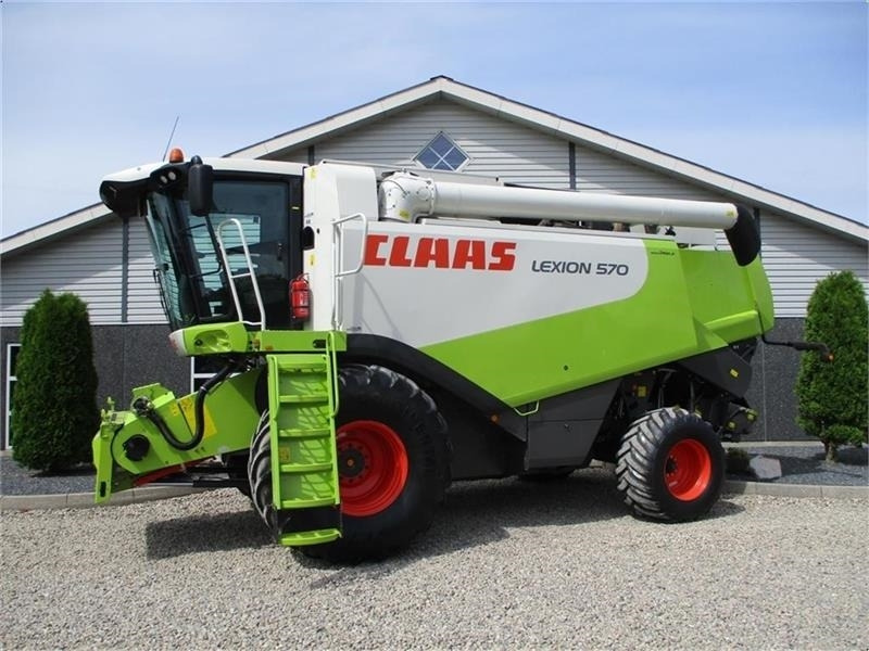 Claas LEXION 570 Klargjort maskine med kun 2066timer og - Labības kombains: foto 1 Claas LEXION 570 Klargjort maskine med kun 2066timer og - Labības kombains: foto 1