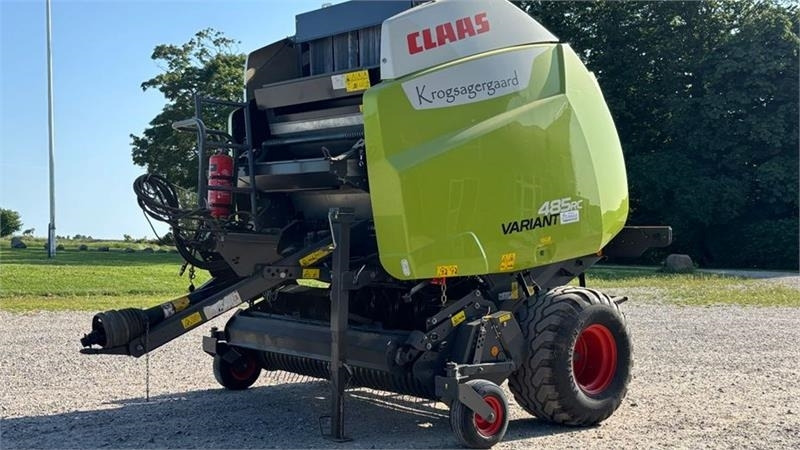 Claas Variant 485 RC velholdt gård maskine. Lige taget i - Rituļu prese: foto 2 Claas Variant 485 RC velholdt gård maskine. Lige taget i - Rituļu prese: foto 2