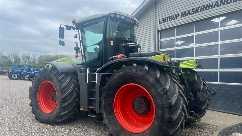 Claas XERION 5000 Trac. Med GPS anlæg. Ultimativ trækker - Traktors: foto 3 Claas XERION 5000 Trac. Med GPS anlæg. Ultimativ trækker - Traktors: foto 3