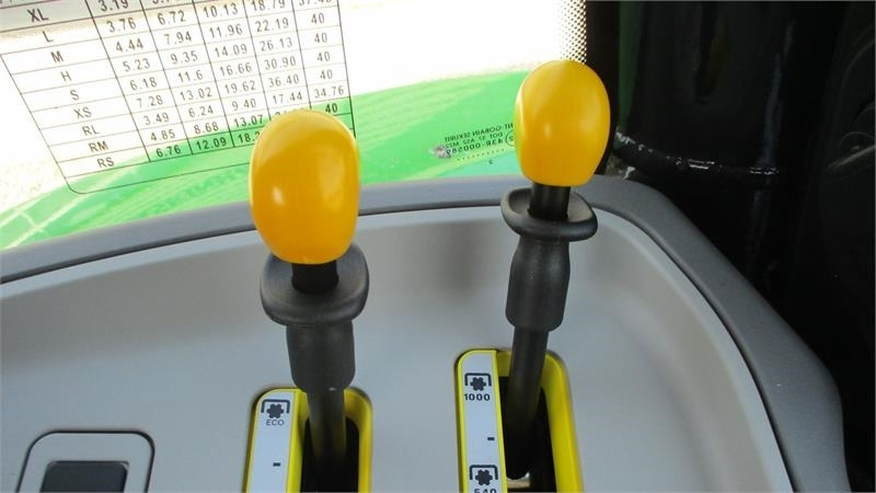 Traktors Deutz-fahr Agrotron 6205G New and Unused tractor: foto 17