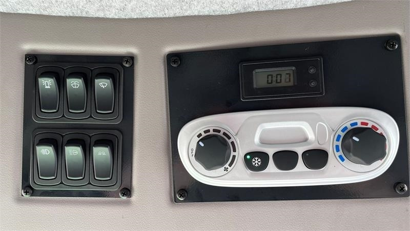 Deutz-fahr C7206 With 24feed - 7.2m header. New and unused Co - Labības kombains: foto 5 Deutz-fahr C7206 With 24feed - 7.2m header. New and unused Co - Labības kombains: foto 5