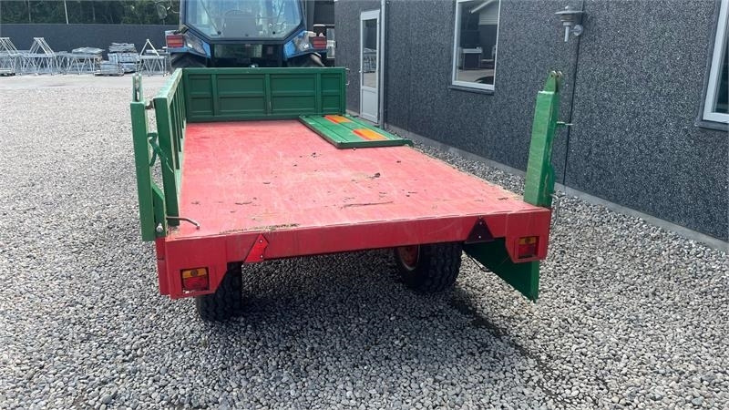 Dk-Tec Tipvogn Med bremser - Lauksaimniecības piekabe-pašizgāzējs: foto 2 Dk-Tec Tipvogn Med bremser - Lauksaimniecības piekabe-pašizgāzējs: foto 2