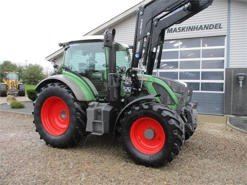 Traktors Fendt 514 Vario med frontlæsser og frontlift: foto 17