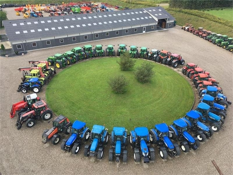 Traktors Fendt 514 Vario med frontlæsser og frontlift: foto 20