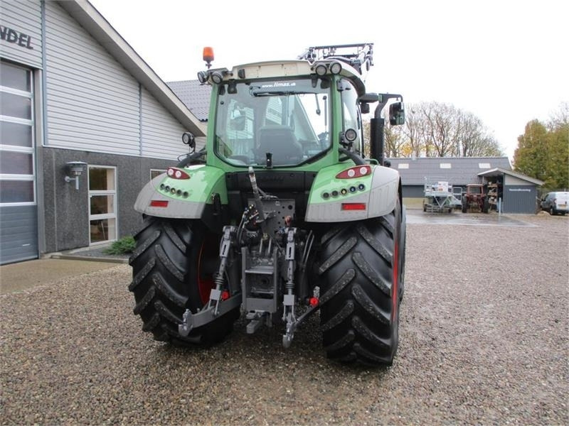 Traktors Fendt 514 Vario med frontlæsser og frontlift: foto 16