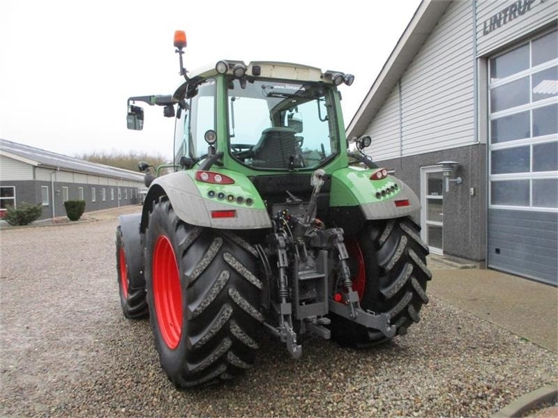 Traktors Fendt 514 Vario med frontlæsser og frontlift: foto 13