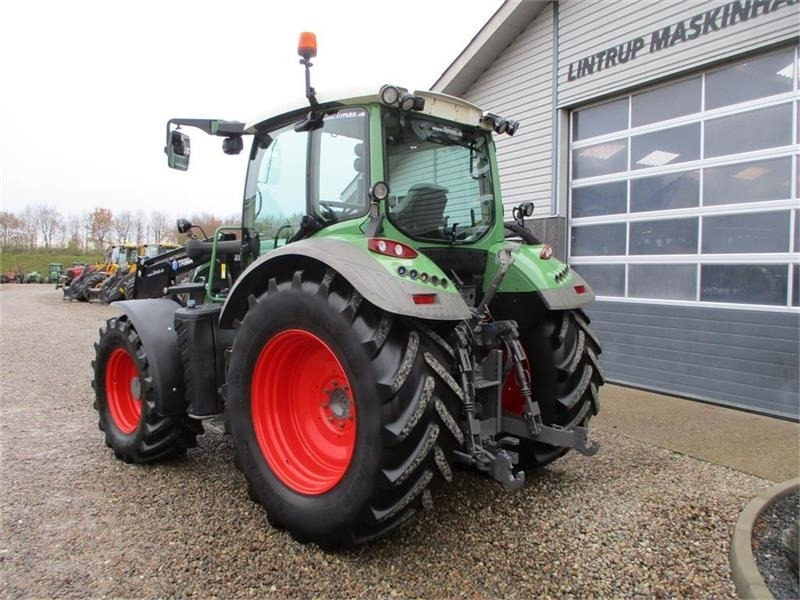 Traktors Fendt 514 Vario med frontlæsser og frontlift: foto 12