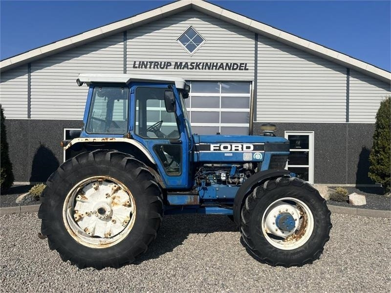 Traktors Ford TW 15 F II med HEVA opklappelig frontlift: foto 7