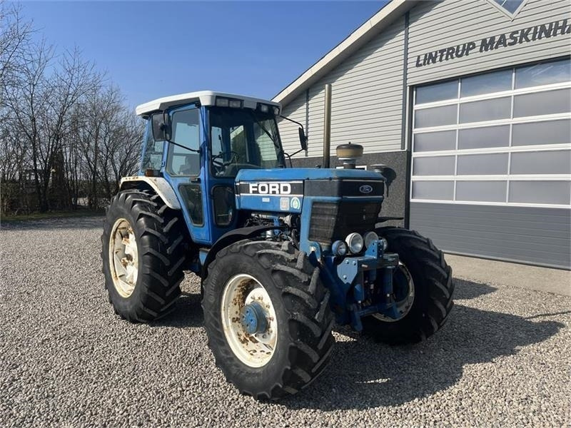 Traktors Ford TW 15 F II med HEVA opklappelig frontlift: foto 16