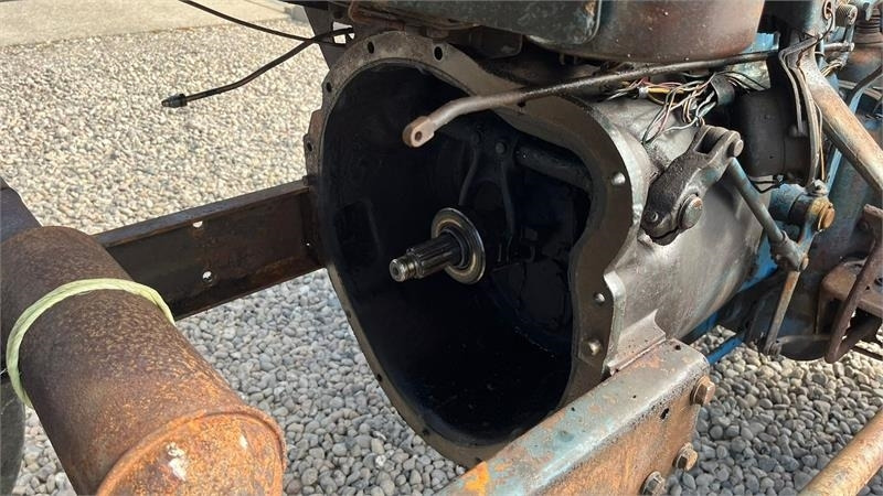 Fordson Major Motoren mangler, men mange god dele. - Traktors: foto 5 Fordson Major Motoren mangler, men mange god dele. - Traktors: foto 5