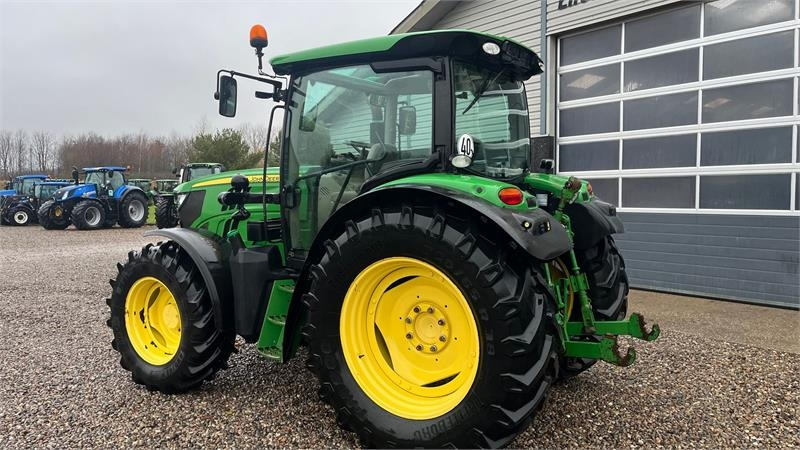 John Deere 6125R AutoQuad - Traktors: foto 3 John Deere 6125R AutoQuad - Traktors: foto 3