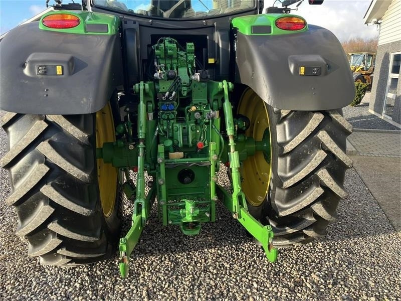 John Deere 6175R Med frontlift og frontPTO - Traktors: foto 5 John Deere 6175R Med frontlift og frontPTO - Traktors: foto 5