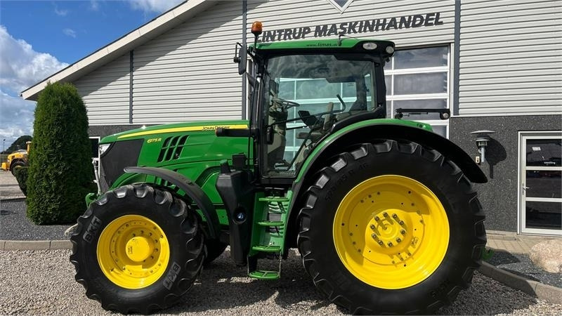 Traktors John Deere 6175R Med frontlift og frontPTO samt luft anlæg: foto 11 Traktors John Deere 6175R Med frontlift og frontPTO samt luft anlæg: foto 11