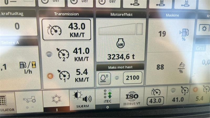 John Deere 6195R Ultimate Edition, CommandPro, Meget velholdt - Traktors: foto 2 John Deere 6195R Ultimate Edition, CommandPro, Meget velholdt - Traktors: foto 2