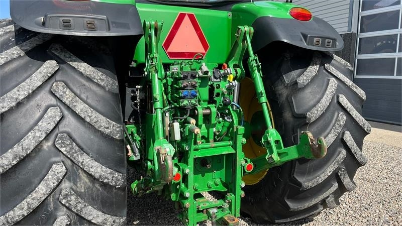 John Deere 7230R Med frontlift. Stor stærk traktor til små pe - Traktors: foto 5 John Deere 7230R Med frontlift. Stor stærk traktor til små pe - Traktors: foto 5