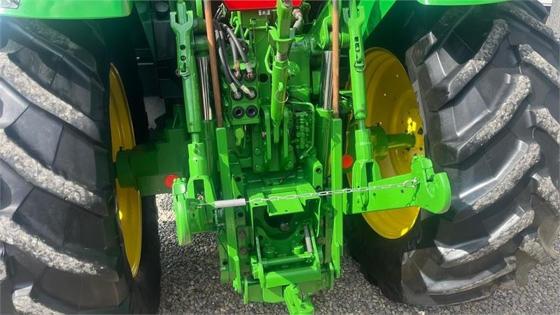 John Deere 7710 8.1L motor, store hjul og frontlift. En ejere - Traktors: foto 5 John Deere 7710 8.1L motor, store hjul og frontlift. En ejere - Traktors: foto 5