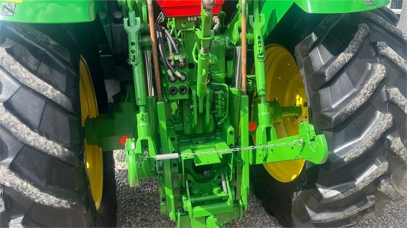 John Deere 7710 8.1L motor, store hjul og frontlift. En ejere - Traktors: foto 5 John Deere 7710 8.1L motor, store hjul og frontlift. En ejere - Traktors: foto 5