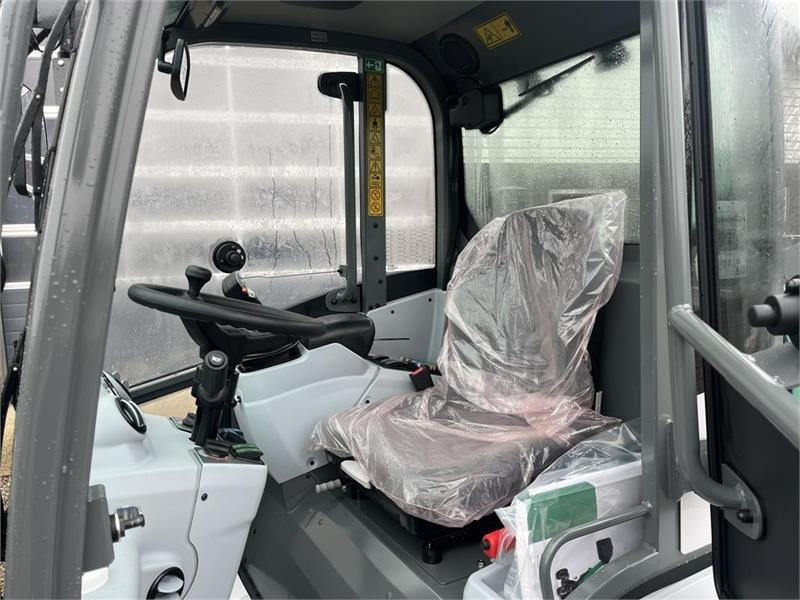 Kramer KL25.5T med Teleskoparm, så den har stor rækkevid - Mini iekrāvējs: foto 3 Kramer KL25.5T med Teleskoparm, så den har stor rækkevid - Mini iekrāvējs: foto 3