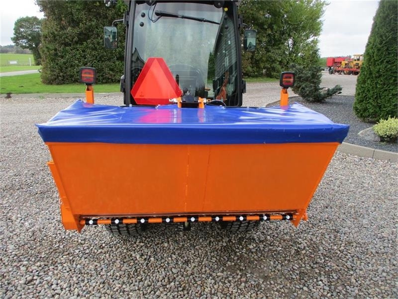 Limas SSP160 Selvlæssende og med lys - Sāls un smilts kaisītājs - Komunālā/ Specializētā tehnika: foto 5 Limas SSP160 Selvlæssende og med lys - Sāls un smilts kaisītājs - Komunālā/ Specializētā tehnika: foto 5