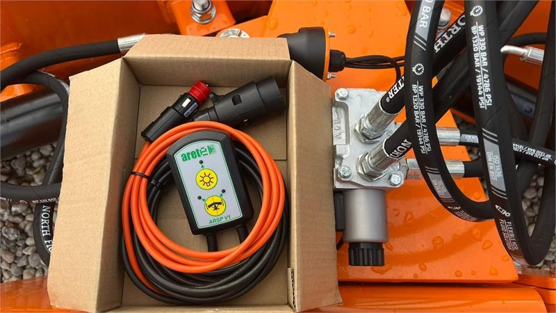 Limas Vario SHL 300 Med lys - Sniega arkls - Lauksaimniecības tehnika: foto 2 Limas Vario SHL 300 Med lys - Sniega arkls - Lauksaimniecības tehnika: foto 2
