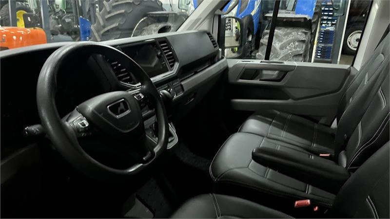 MAN TGE 177HK MAN TGE med Box kasse og 750kg Z-lift - Kravas mikroautobuss: foto 3 MAN TGE 177HK MAN TGE med Box kasse og 750kg Z-lift - Kravas mikroautobuss: foto 3