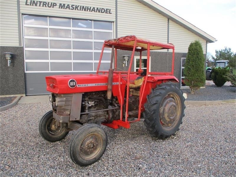 Massey Ferguson 165 - Traktors: foto 2 Massey Ferguson 165 - Traktors: foto 2