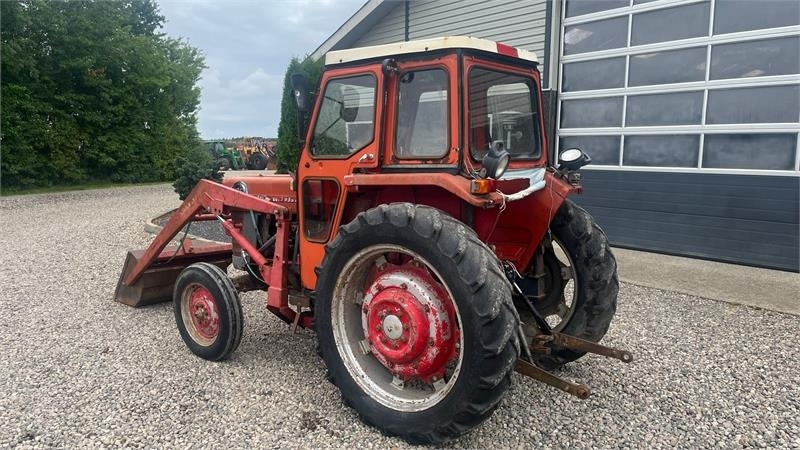 Massey Ferguson 165 Med frontlæsser - Traktors: foto 3 Massey Ferguson 165 Med frontlæsser - Traktors: foto 3
