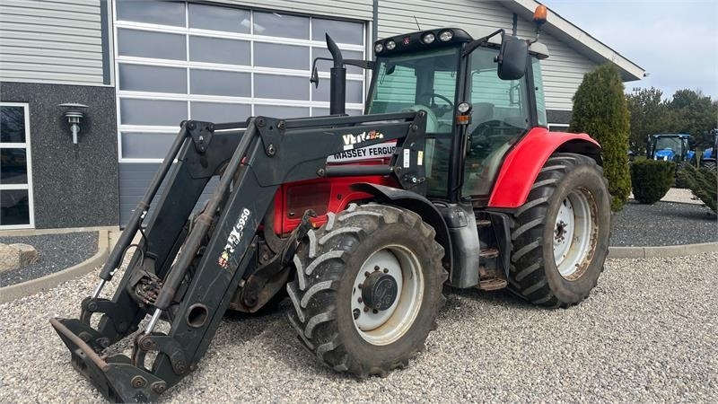 Massey Ferguson 6480 Dyna 4 Med frontlift og frontlæsser - Traktors: foto 2 Massey Ferguson 6480 Dyna 4 Med frontlift og frontlæsser - Traktors: foto 2