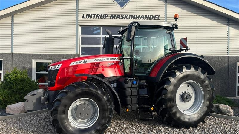 Massey Ferguson 8730S Dyna VT Velholdt traktor - Traktors: foto 1 Massey Ferguson 8730S Dyna VT Velholdt traktor - Traktors: foto 1