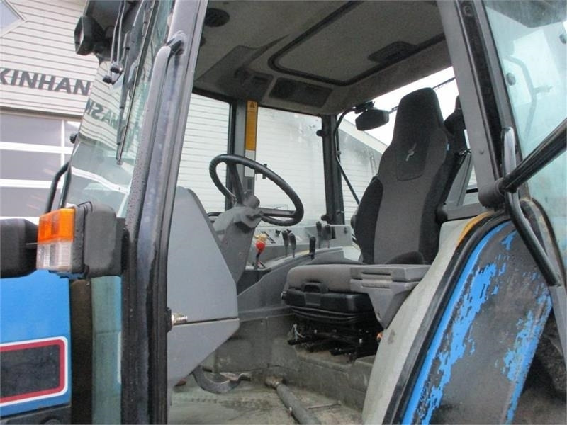 New Holland 7840 SLE, med rigtig god dæk montering og knap på - Traktors: foto 4 New Holland 7840 SLE, med rigtig god dæk montering og knap på - Traktors: foto 4
