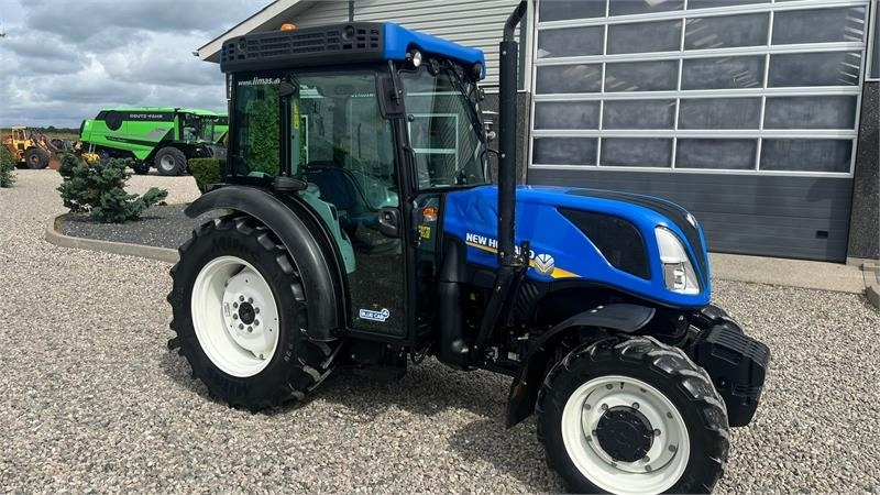 Traktors New Holland T4.80 F SuperSteear med aircondition og koblingsfr: foto 14