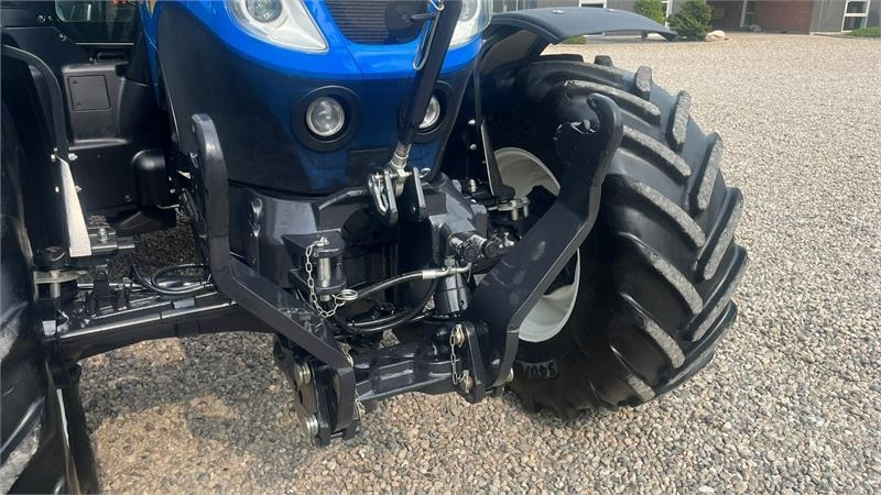 New Holland T7.175 RangeCommand med frontlift. Meget velholdt - Traktors: foto 4 New Holland T7.175 RangeCommand med frontlift. Meget velholdt - Traktors: foto 4